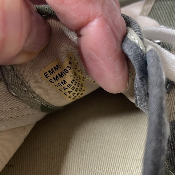 Steve Madden Emmi Camo Platform Sneakers - Picture 10 of 10